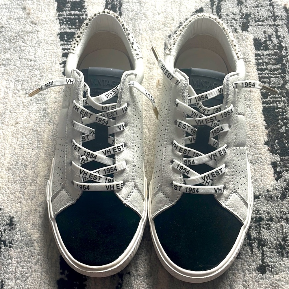 MISKA - white/black/gold